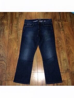 Like new, Tommy Hilfiger Spirit Crops